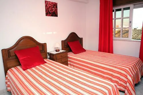 אלבופיירה Villa V4 Com Piscina Privada A 400 Metros Da Praia בית נופש