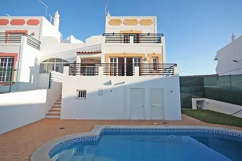 אלבופיירה Villa V4 Com Piscina Privada A 400 Metros Da Praia בית נופש