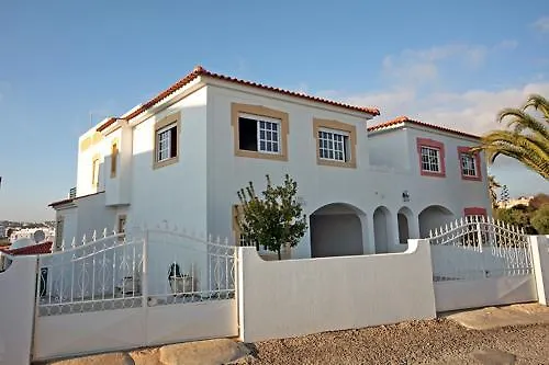 אלבופיירה Villa V4 Com Piscina Privada A 400 Metros Da Praia 0*,